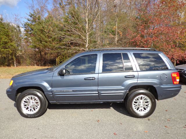 2002 Jeep Grand Cherokee Super