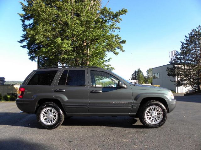 2002 Jeep Grand Cherokee Super