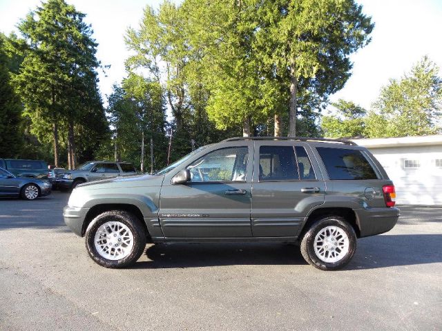 2002 Jeep Grand Cherokee Super