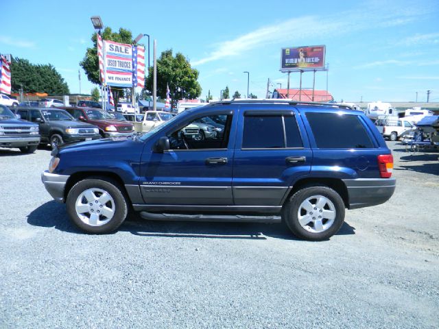 2002 Jeep Grand Cherokee Sedan 4dr