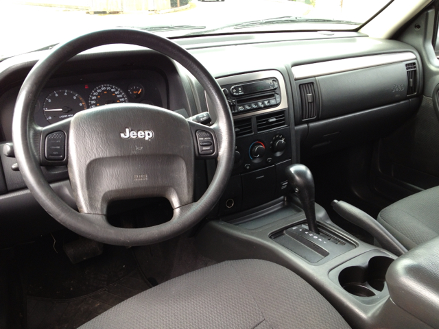 2002 Jeep Grand Cherokee Sedan 4dr