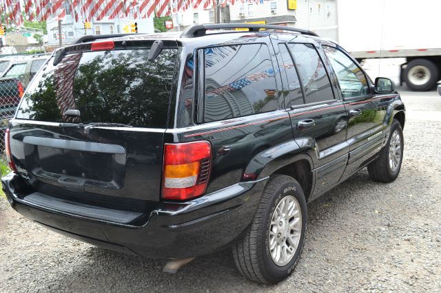 2002 Jeep Grand Cherokee Super