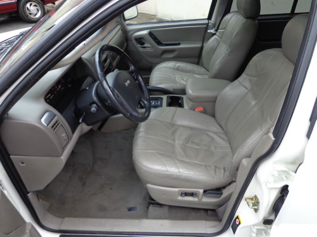 2002 Jeep Grand Cherokee Elk Conversion Van