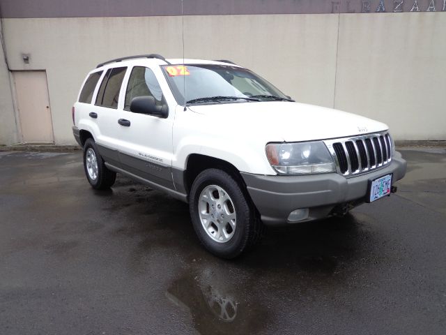 2002 Jeep Grand Cherokee Elk Conversion Van