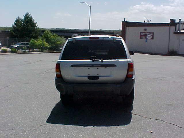 2002 Jeep Grand Cherokee LS