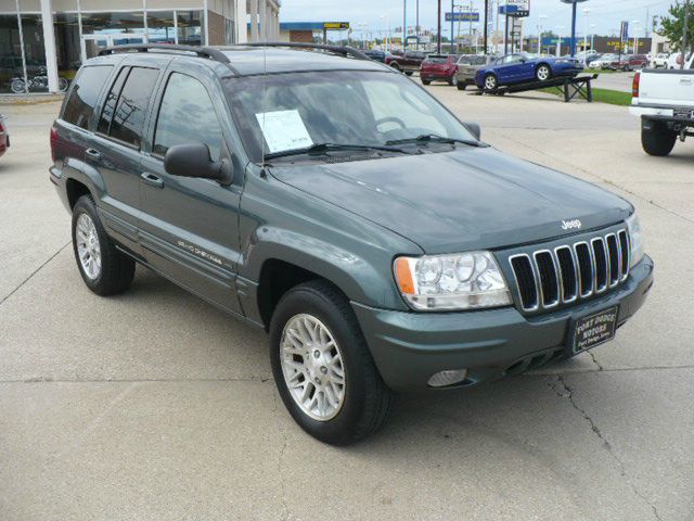 2002 Jeep Grand Cherokee Super