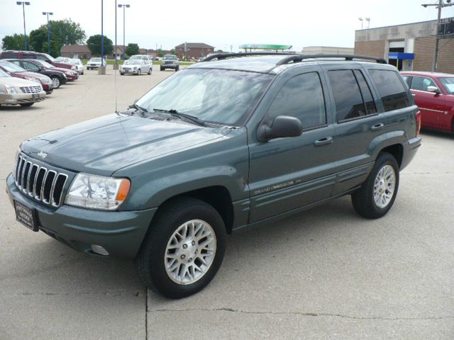 2002 Jeep Grand Cherokee Super