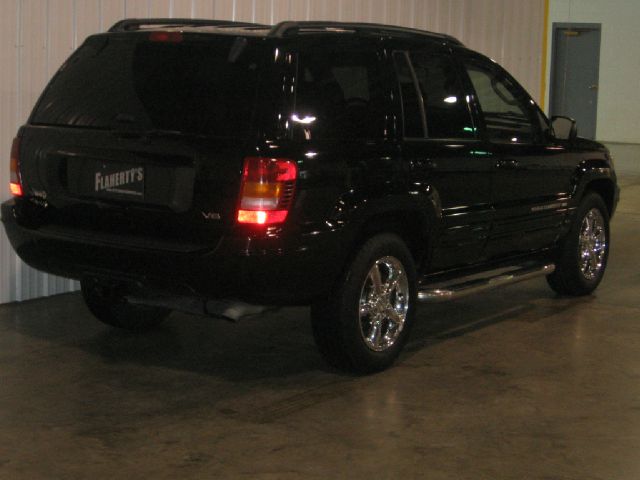 2002 Jeep Grand Cherokee Super