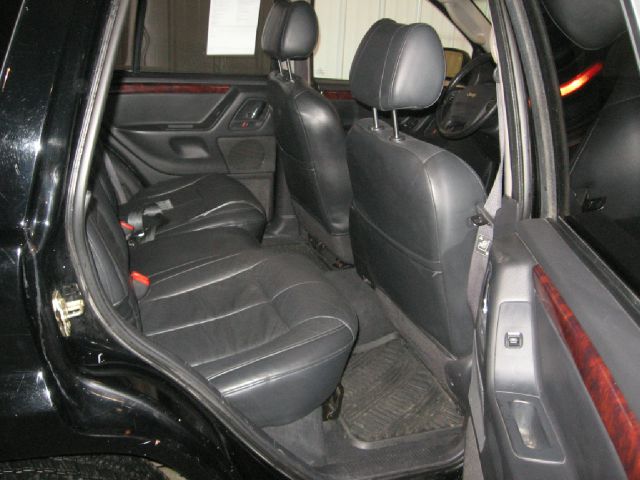 2002 Jeep Grand Cherokee Super