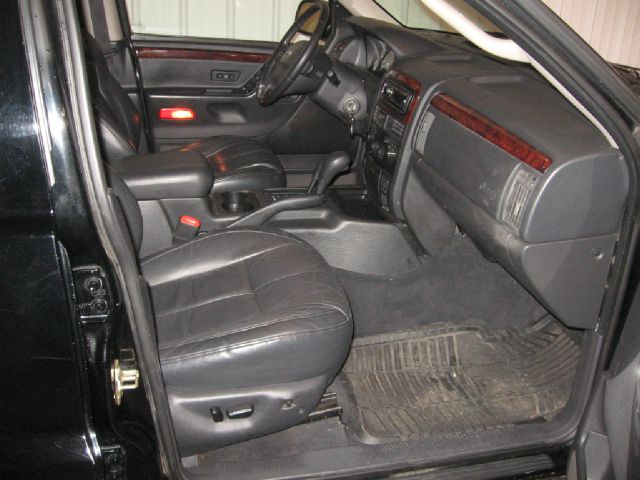 2002 Jeep Grand Cherokee Super