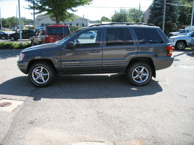 2002 Jeep Grand Cherokee Super