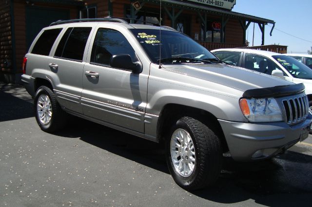 2002 Jeep Grand Cherokee Super