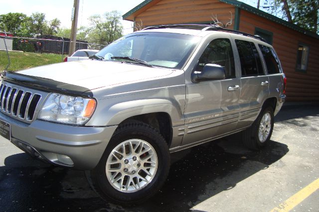 2002 Jeep Grand Cherokee Super