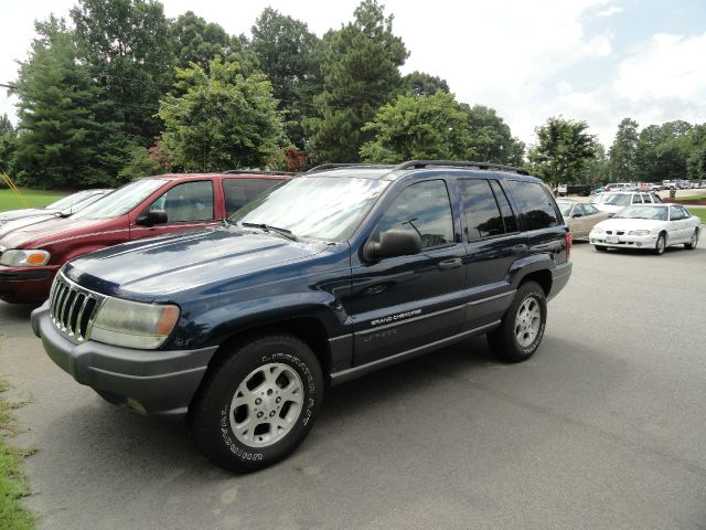 2002 Jeep Grand Cherokee Elk Conversion Van