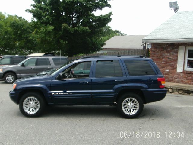 2002 Jeep Grand Cherokee Super