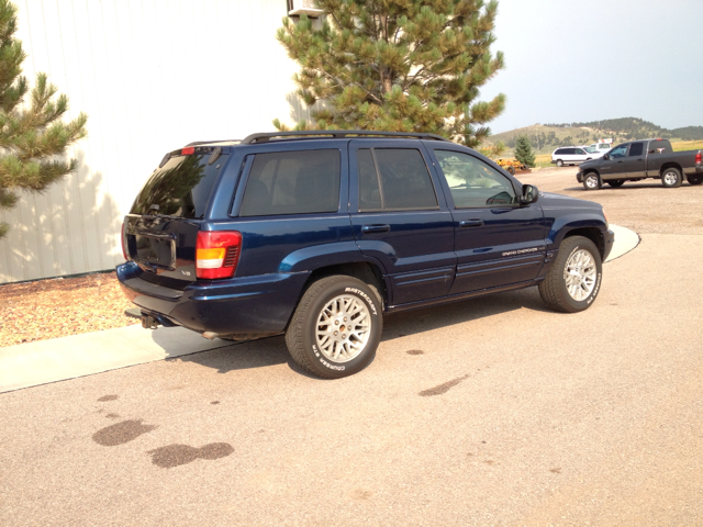 2003 Jeep Grand Cherokee Super