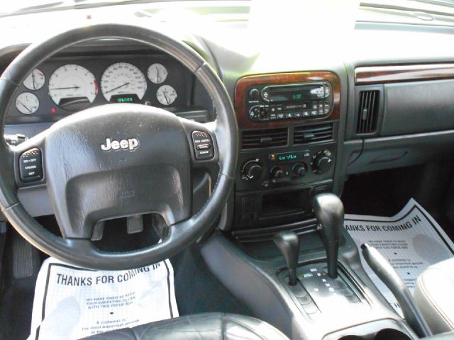 2003 Jeep Grand Cherokee Super