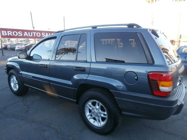 2003 Jeep Grand Cherokee Sedan 4dr