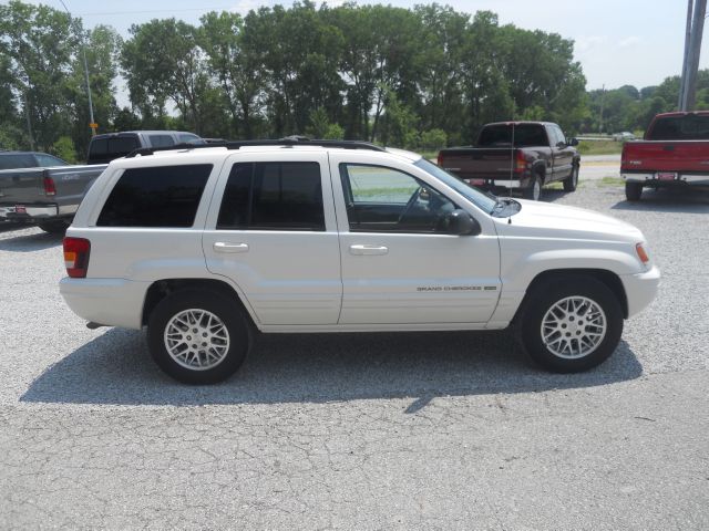 2003 Jeep Grand Cherokee Super