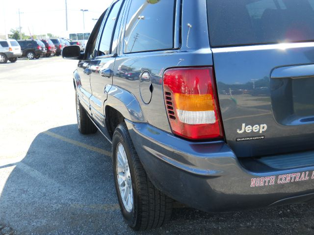 2003 Jeep Grand Cherokee Super