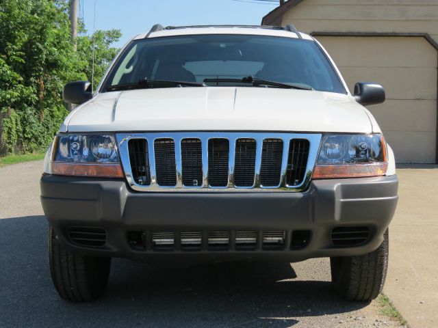 2003 Jeep Grand Cherokee Sedan 4dr