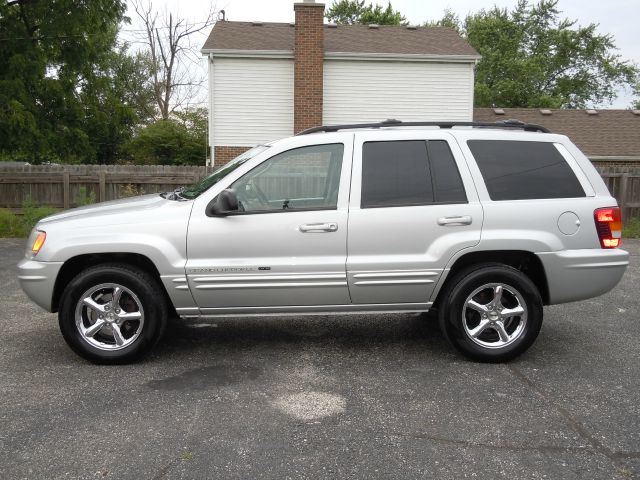 2003 Jeep Grand Cherokee Super