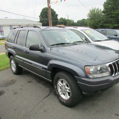 2003 Jeep Grand Cherokee Sedan 4dr