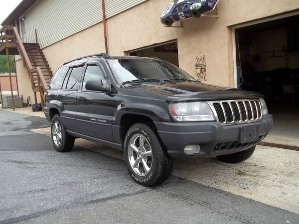 2003 Jeep Grand Cherokee LOW Miles NICE 4door Sedan