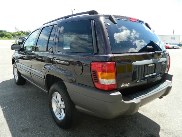 2003 Jeep Grand Cherokee Sedan 4dr