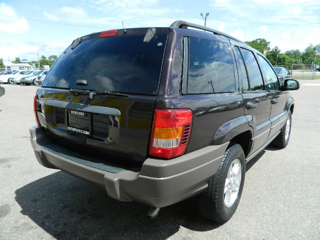 2003 Jeep Grand Cherokee Sedan 4dr