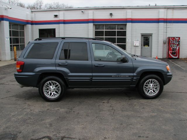 2003 Jeep Grand Cherokee Super