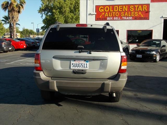 2003 Jeep Grand Cherokee K2500 Silverado