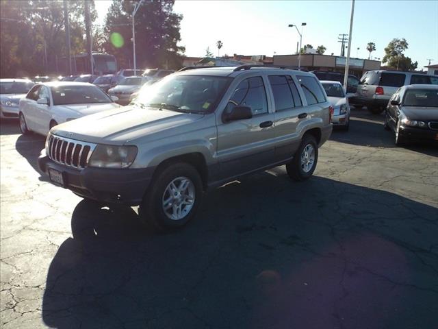 2003 Jeep Grand Cherokee K2500 Silverado