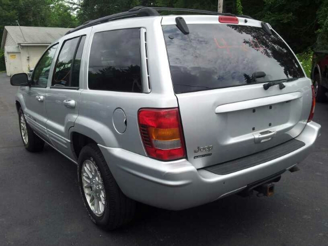 2004 Jeep Grand Cherokee SLT 25