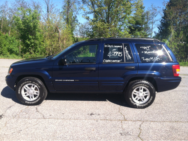 2004 Jeep Grand Cherokee 4dr 114 WB W/4.6l AWD