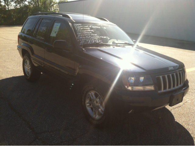 2004 Jeep Grand Cherokee 4dr 114 WB W/4.6l AWD