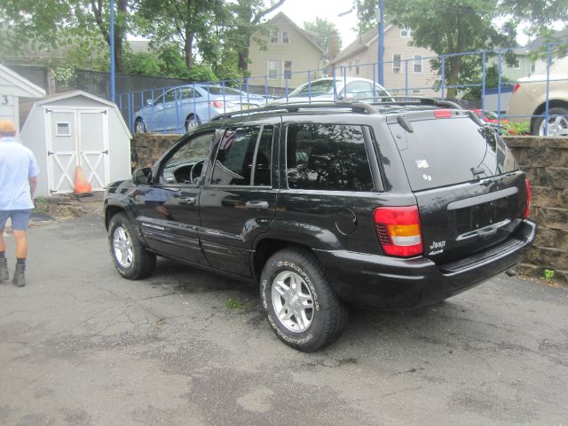 2004 Jeep Grand Cherokee 4dr 114 WB W/4.6l AWD