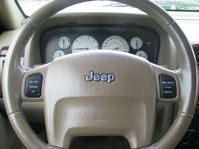 2004 Jeep Grand Cherokee Super