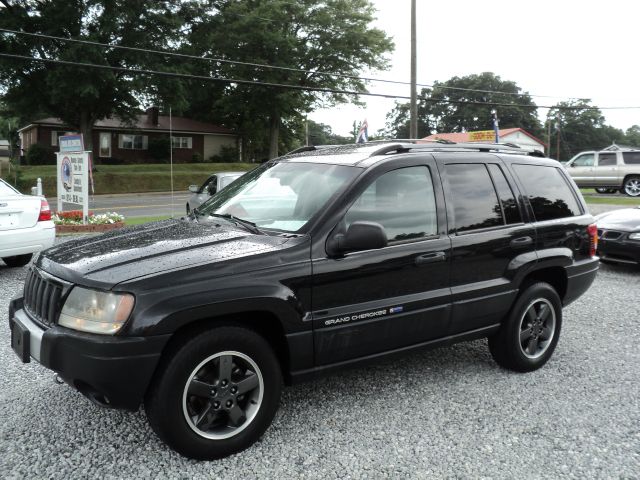 2004 Jeep Grand Cherokee SR5 AWD SUV