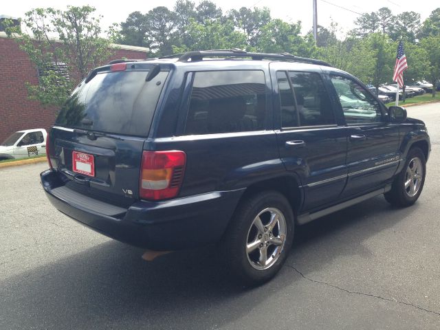 2004 Jeep Grand Cherokee 2004 Chevrolet Z06