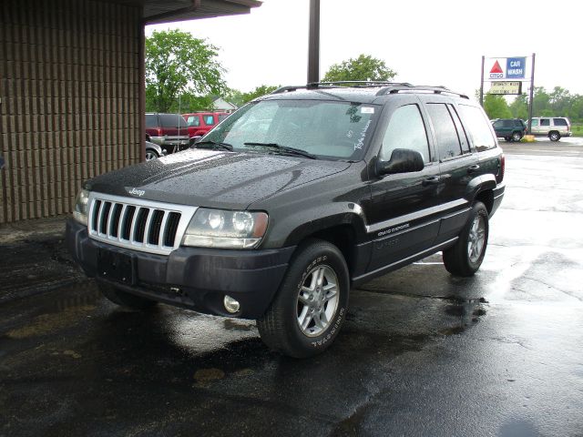 2004 Jeep Grand Cherokee 4dr 114 WB W/4.6l AWD