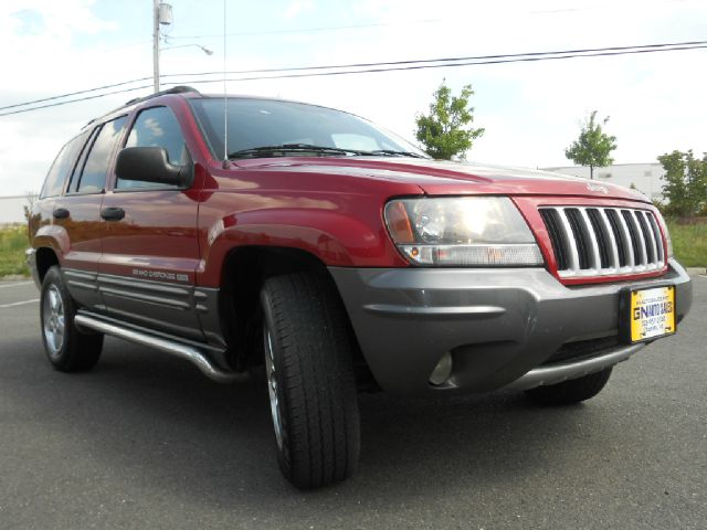 2004 Jeep Grand Cherokee LT Tv-dvdleathersunroof3rowcarfax Available