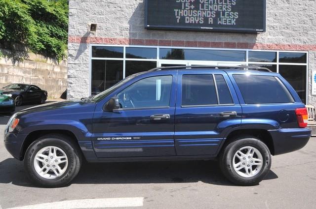 2004 Jeep Grand Cherokee 30TH Anniv Waldoch DVD Leather