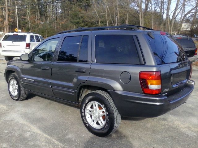 2004 Jeep Grand Cherokee 4dr 114 WB W/4.6l AWD