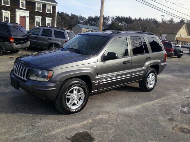 2004 Jeep Grand Cherokee 4dr 114 WB W/4.6l AWD