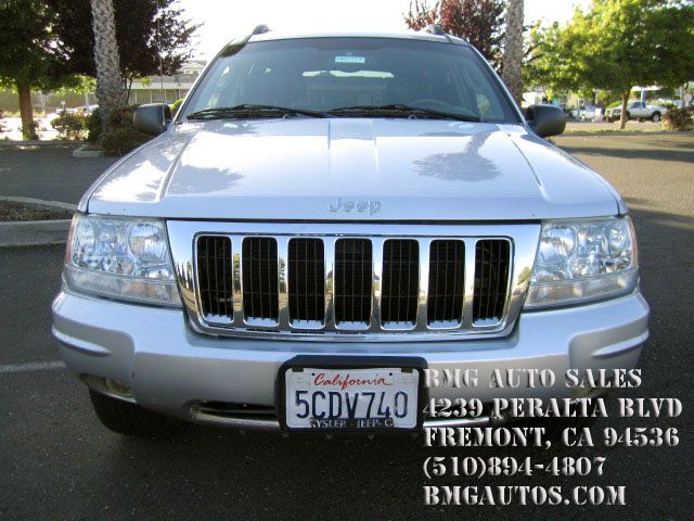 2004 Jeep Grand Cherokee 2.4i Sedan