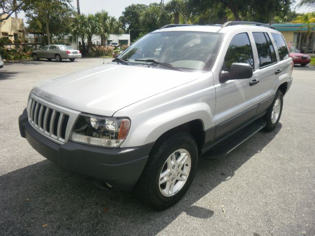 2004 Jeep Grand Cherokee LT Tv-dvdleathersunroof3rowcarfax Available