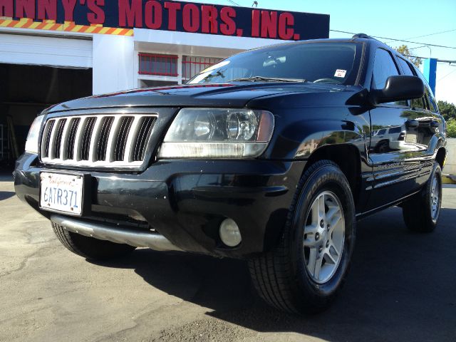 2004 Jeep Grand Cherokee LT Tv-dvdleathersunroof3rowcarfax Available