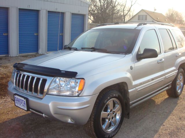 2004 Jeep Grand Cherokee 2.4i Sedan