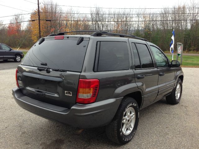 2004 Jeep Grand Cherokee 4dr 114 WB W/4.6l AWD